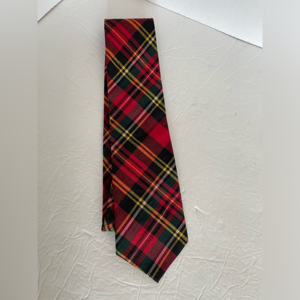 Rooster  red Plaid tie NWT